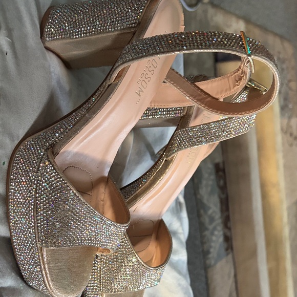 De Blossom Collection Glittering Silver Heels - Picture 3 of 3